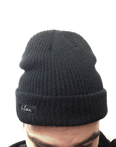 BLACK BEANIE