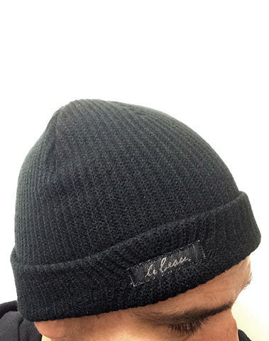 BLACK BEANIE