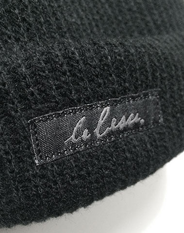 BLACK BEANIE